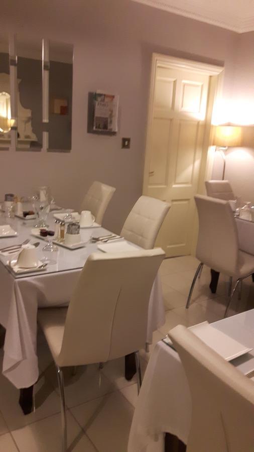 골웨이 Almara House B&B 외부 사진